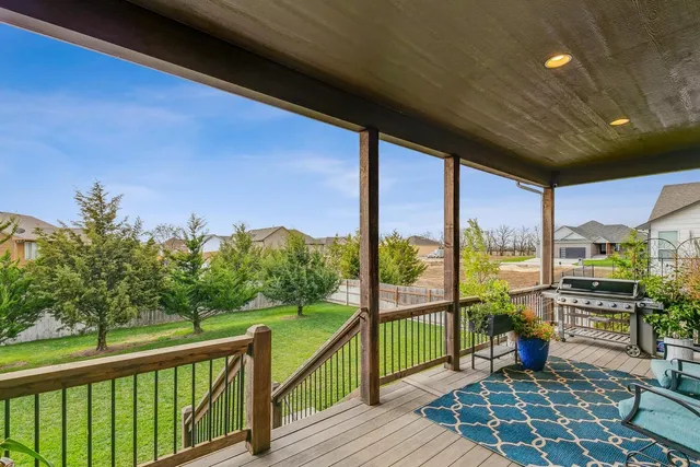 $599,900 | 1619 North Lakeside Drive, Andover, KS 67002