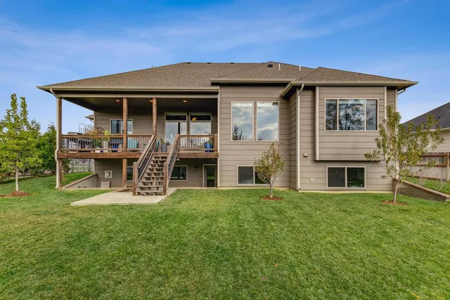 $599,900 | 1619 North Lakeside Drive, Andover, KS 67002