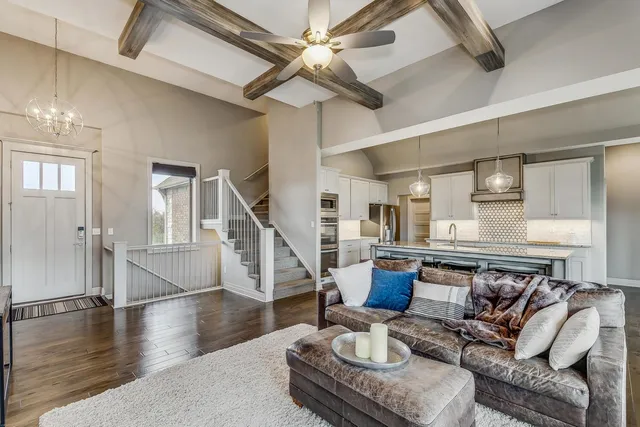 $599,900 | 1619 North Lakeside Drive, Andover, KS 67002