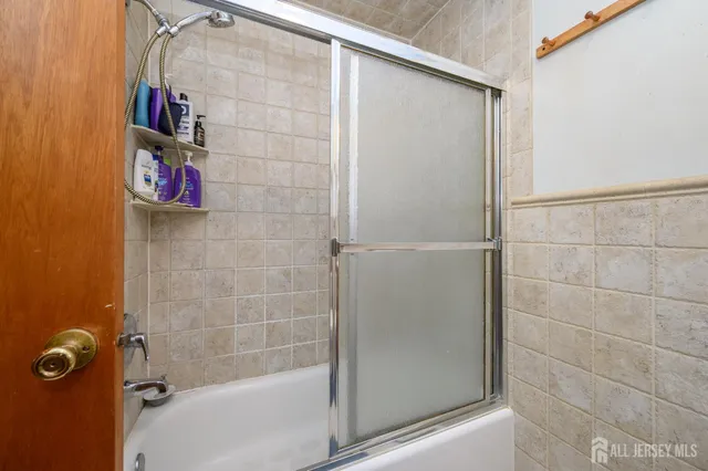 $699,000 | 20 Mulford Lane, Hillsborough, NJ 08844