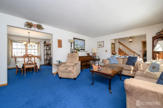 $699,000 | 20 Mulford Lane, Hillsborough, NJ 08844