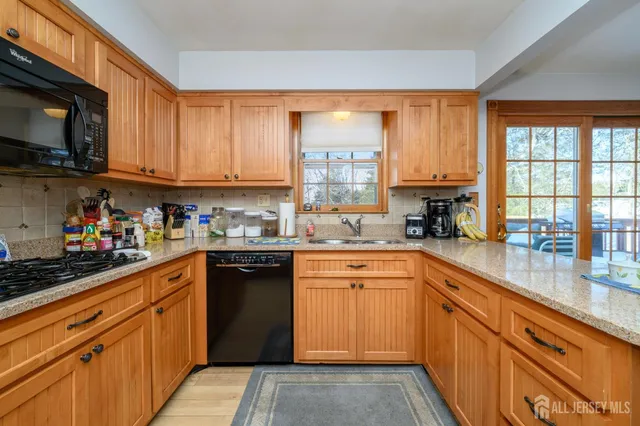 $699,000 | 20 Mulford Lane, Hillsborough, NJ 08844