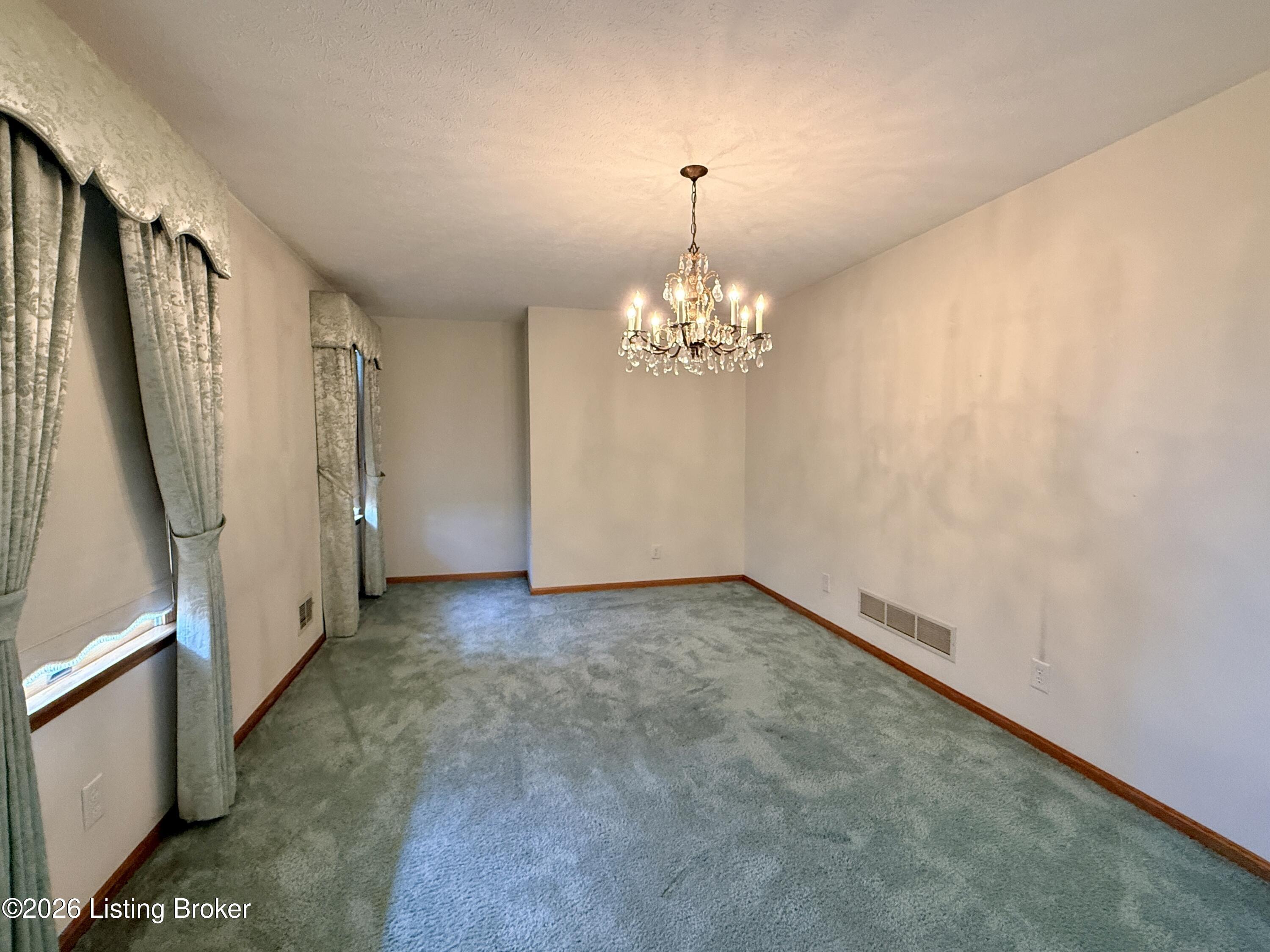 4198 Springfield Road Bardstown, KY 40004 - Photo 6 of 42 IMG_3812
