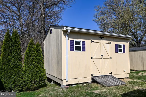 $369,900 | 8802 Goldentree Lane, Baltimore, MD 21221