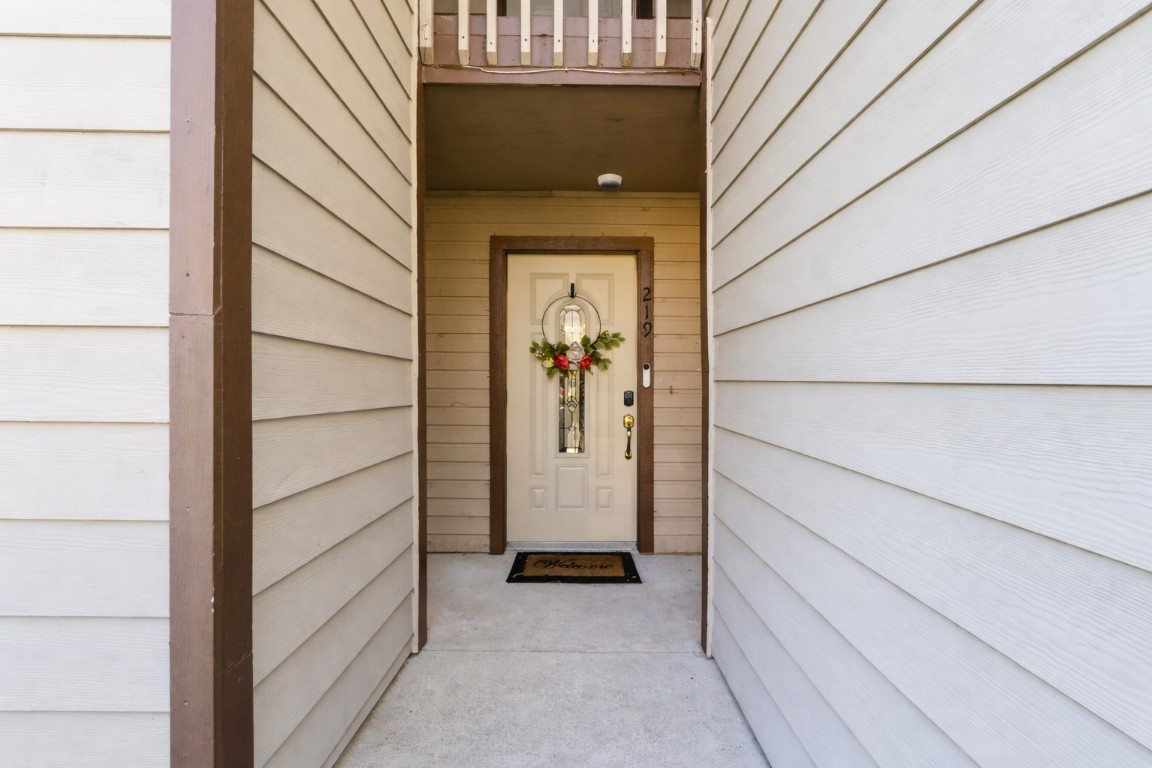 12900 Walden Road, Unit 219B Montgomery, TX 77356 - Photo 34 of 41 a view of front door of house