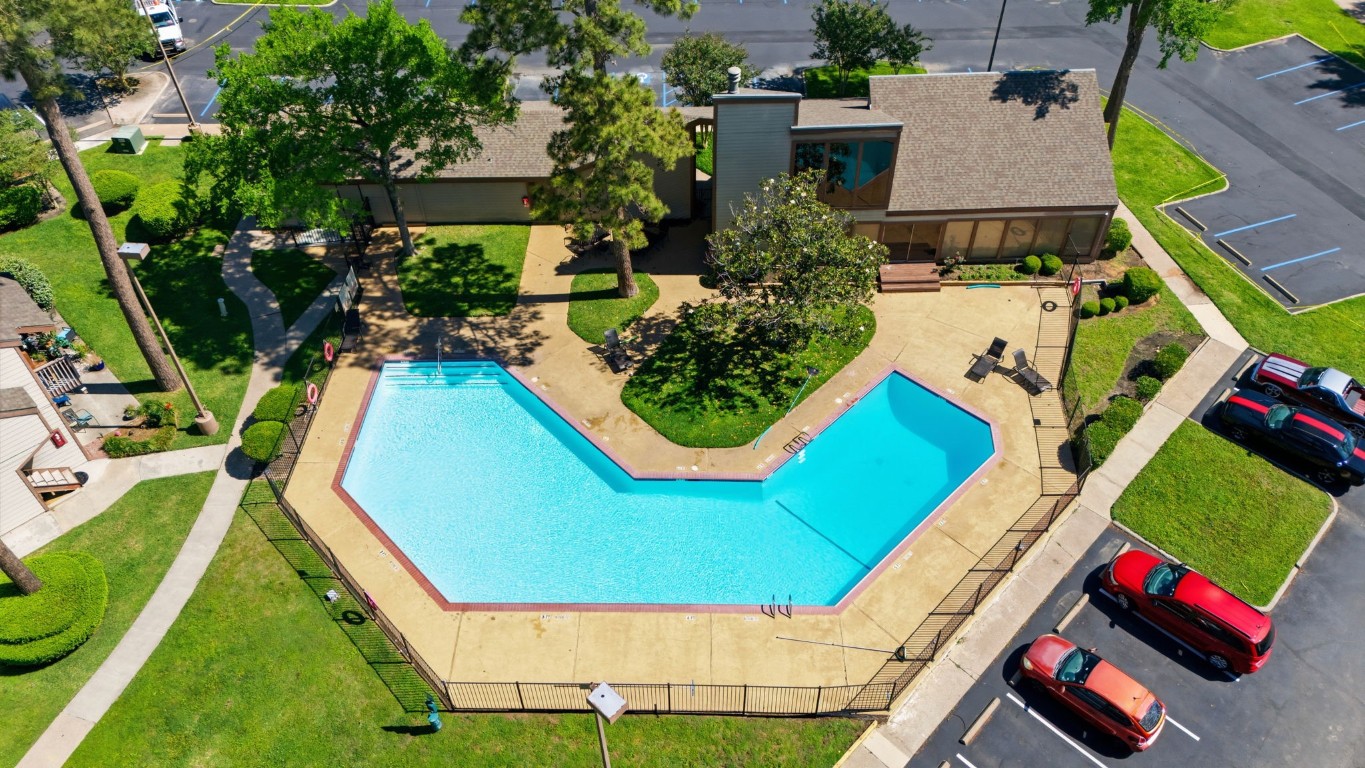 12900 Walden Road, Unit 219B Montgomery, TX 77356 - Photo 4 of 41 an aerial view of a house