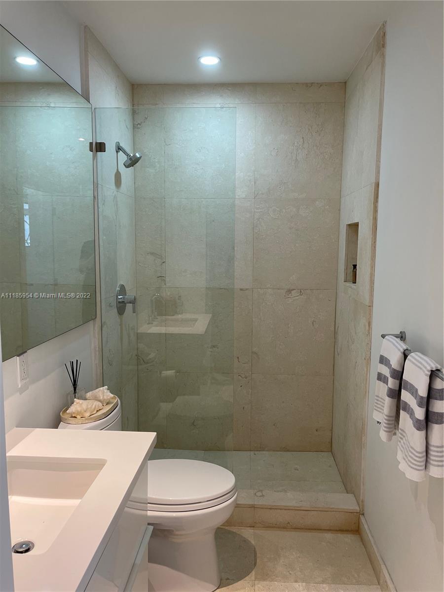 3640 Battersea Road Miami, FL 33133 - Photo 12 of 18 Gallery Image 12