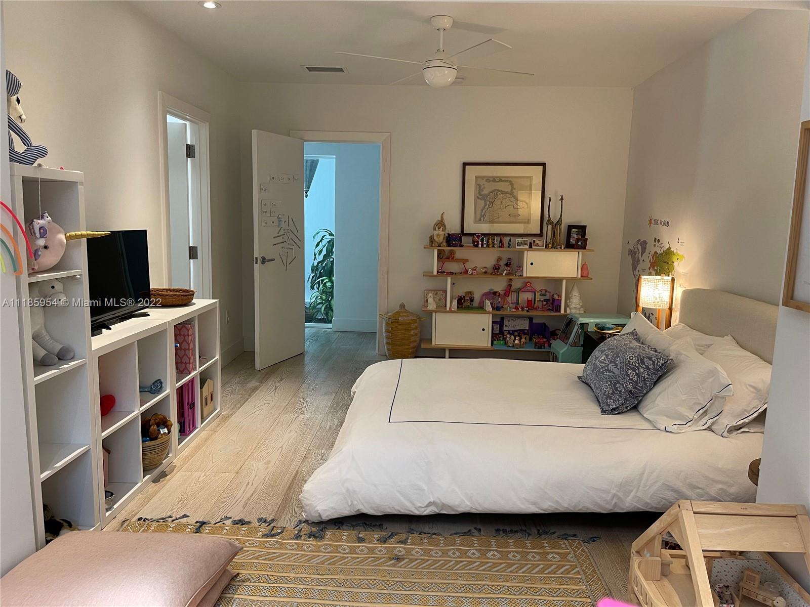 3640 Battersea Road Miami, FL 33133 - Photo 13 of 18 Gallery Image 13