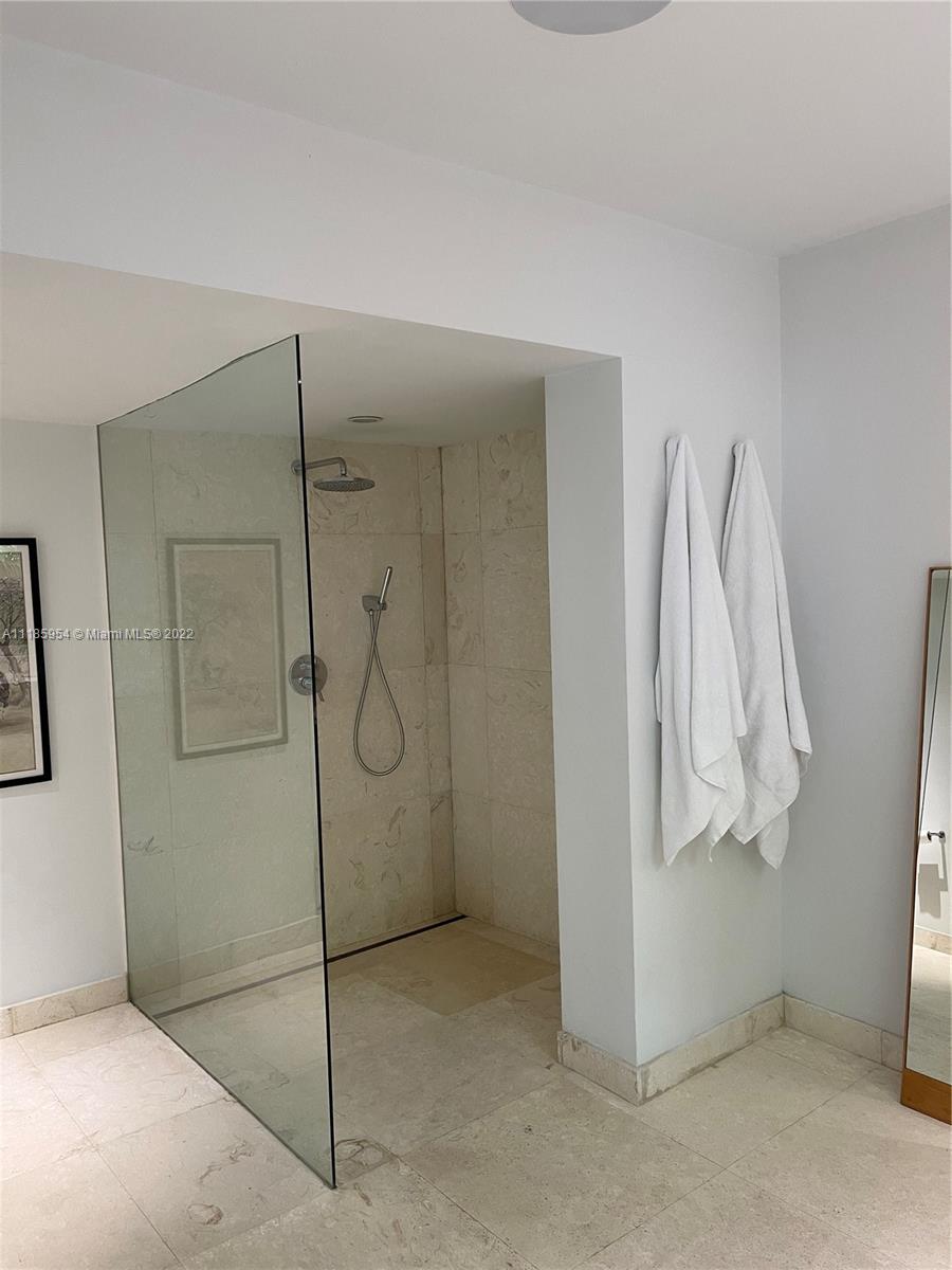 3640 Battersea Road Miami, FL 33133 - Photo 10 of 18 Gallery Image 10