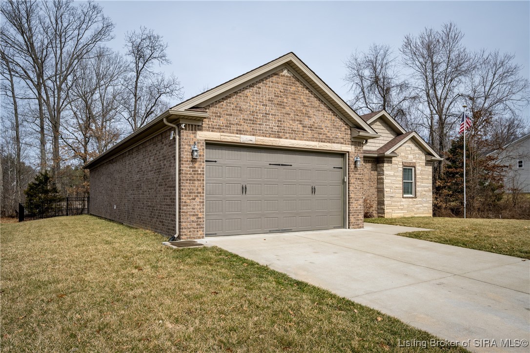 424 Pine Dr Circle Henryville, IN 47126 - Photo 2 of 41