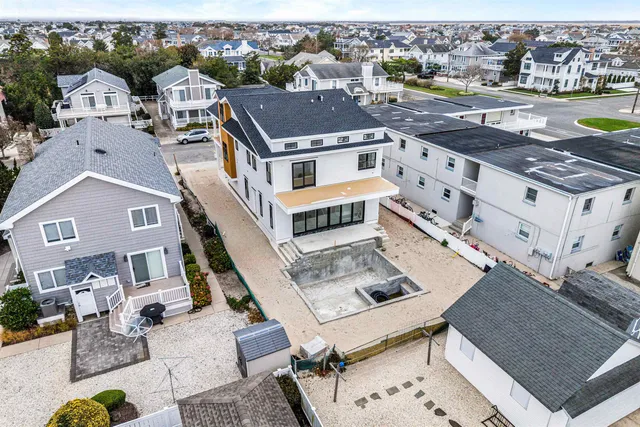 $5,549,000 | 166 99th Street, Stone Harbor, NJ 08247