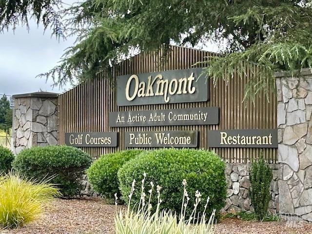 120 Oak Island Circle Santa Rosa, CA 95409 - Photo 28 of 28 a sign on the side of a building