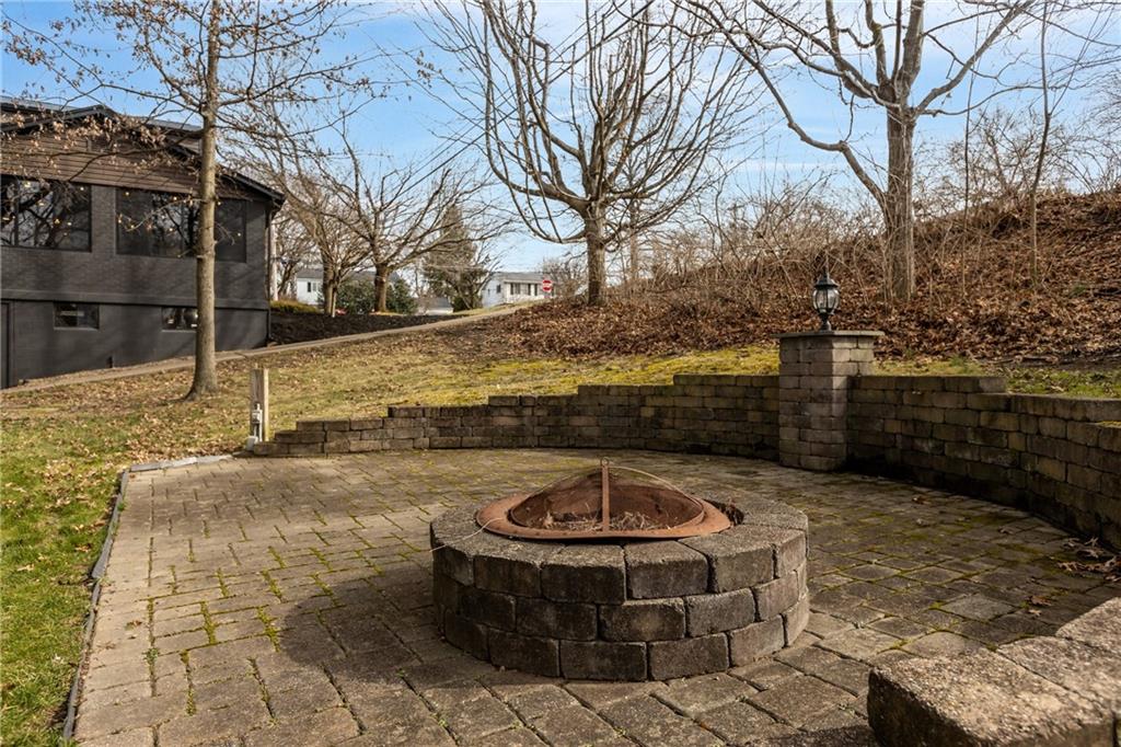 8 Robin Road McKees Rocks, PA 15136 - Photo 47 of 50 Gallery Image 47
