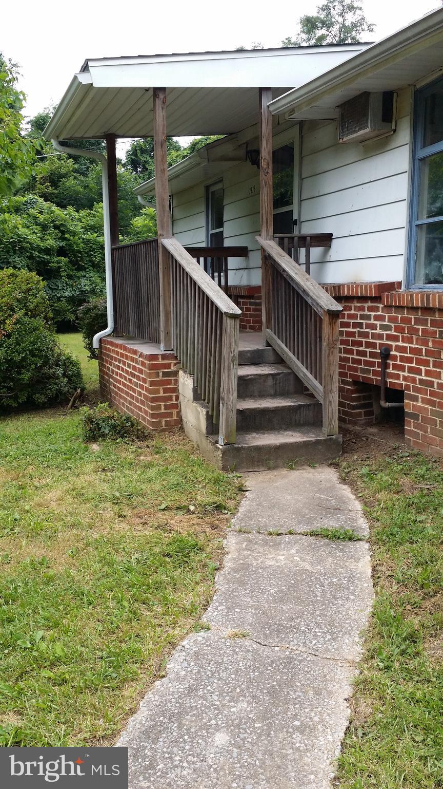 2825 Rose Hill Road Harrisburg, PA 17110 - Photo 3 of 15