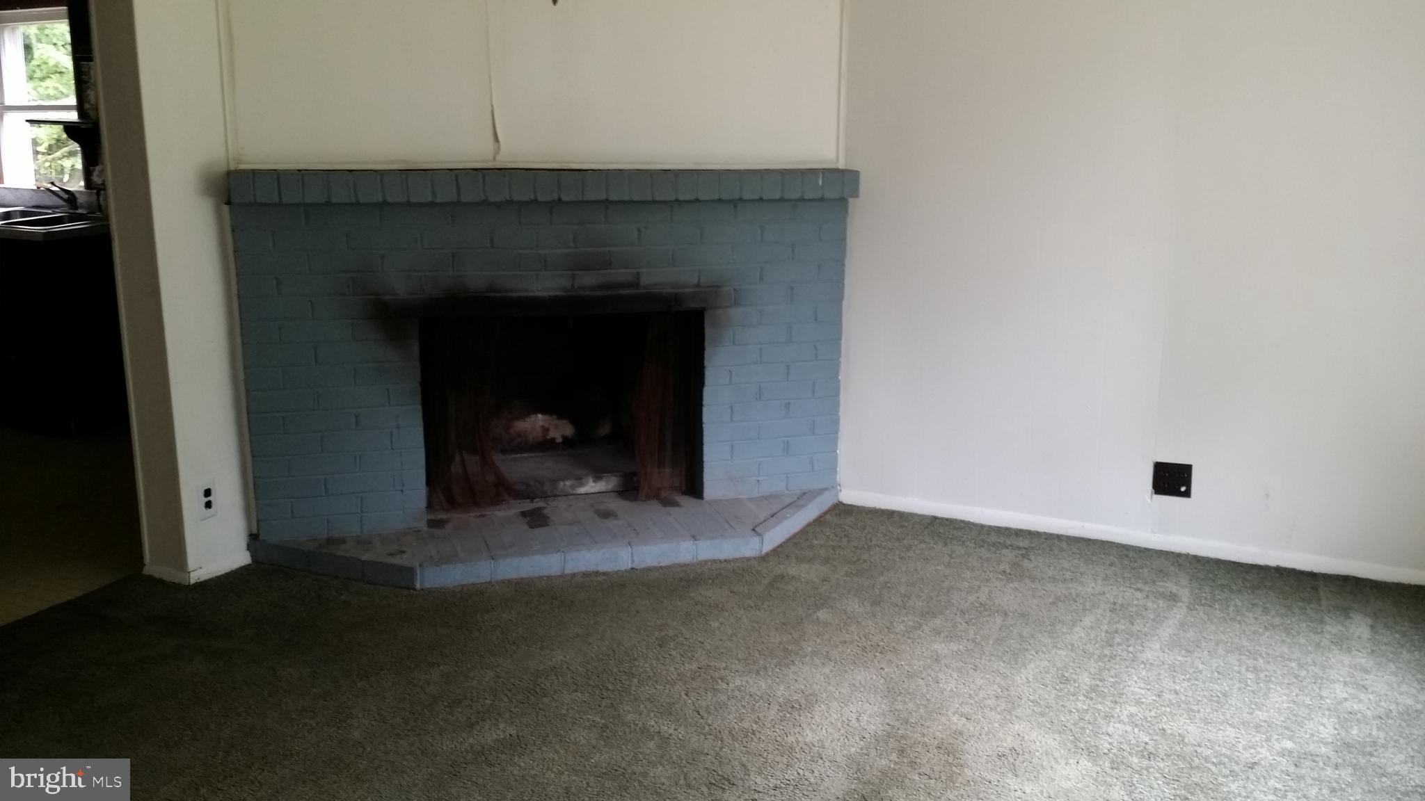 2825 Rose Hill Road Harrisburg, PA 17110 - Photo 4 of 15