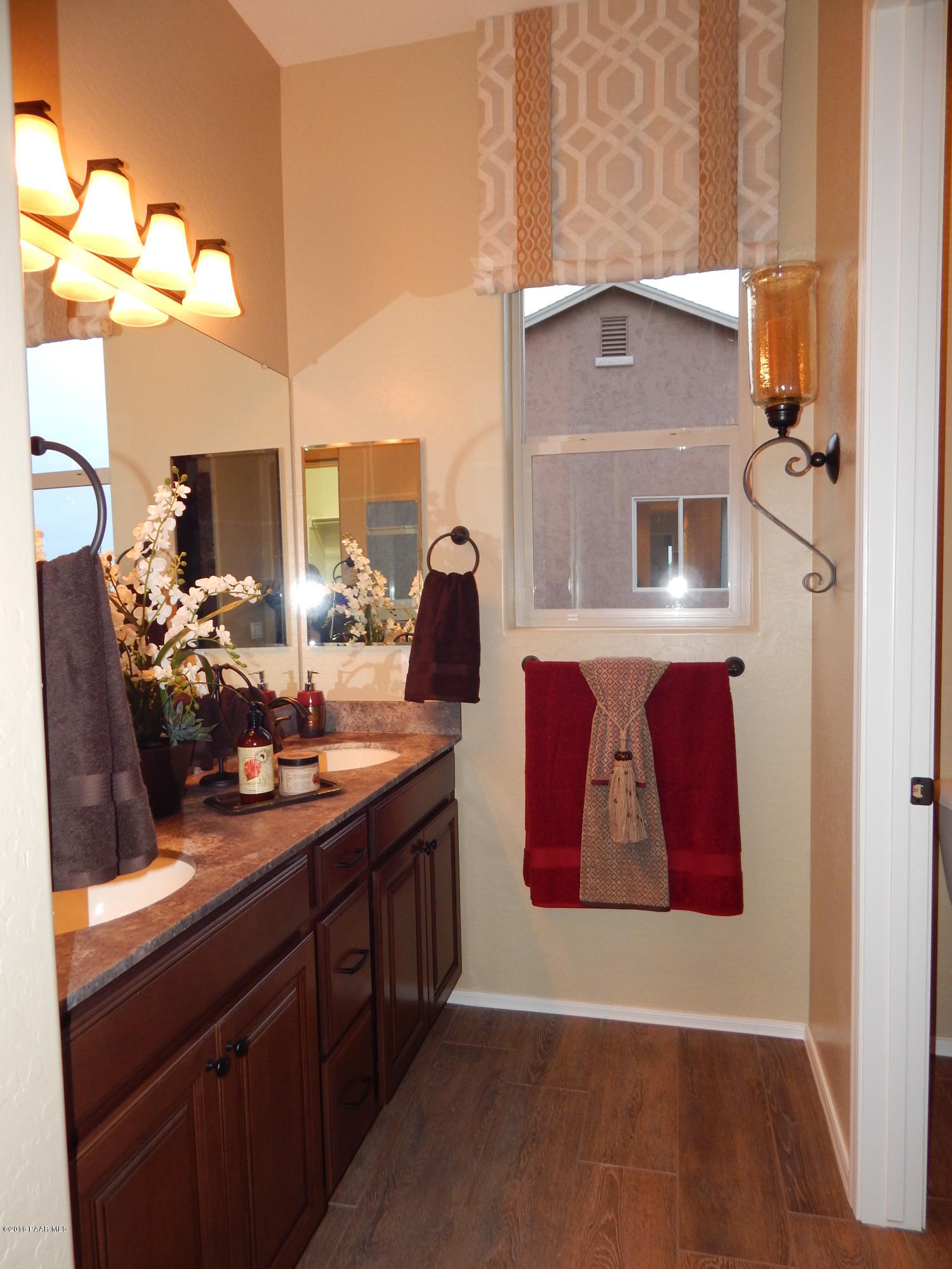 6245 Dutton Drive Prescott Valley, AZ 86314 - Photo 12 of 29 Model Home Picture 12