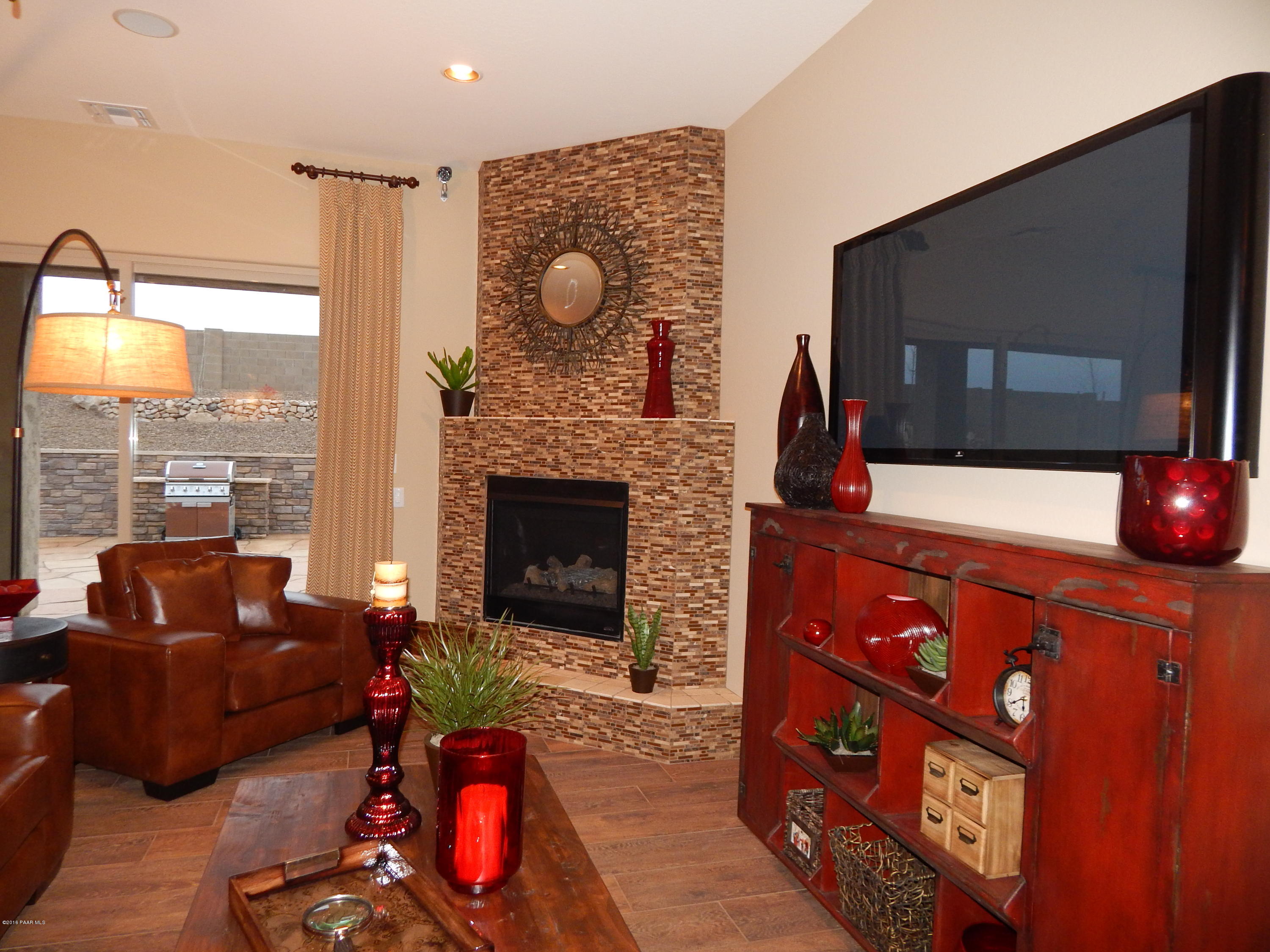 6245 Dutton Drive Prescott Valley, AZ 86314 - Photo 4 of 29 Model Home Picture 4