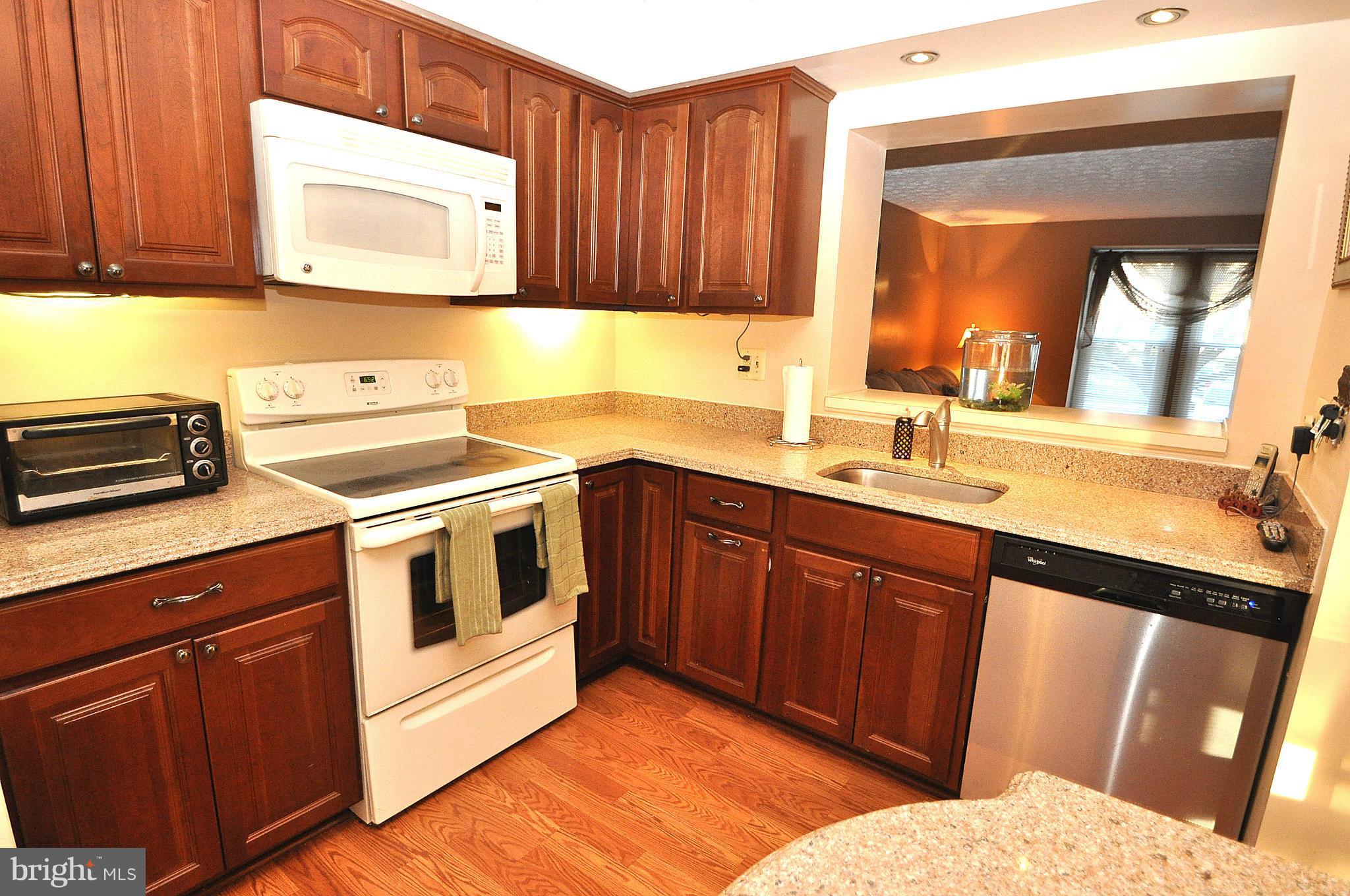 10 Greenleaf Road Baltimore, MD 21234 - Photo 6 of 30 Kitchen
