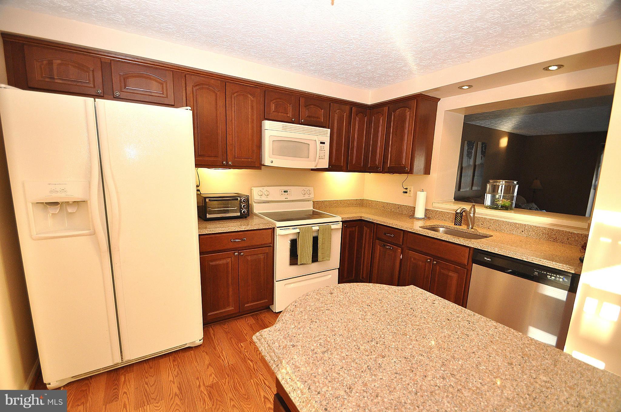10 Greenleaf Road Baltimore, MD 21234 - Photo 7 of 30 Kitchen