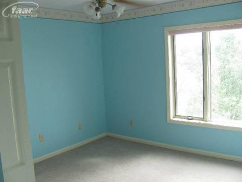 1248 South Morrish Road Flint, MI 48532 - Photo 14 of 24 20284388-13.JPG