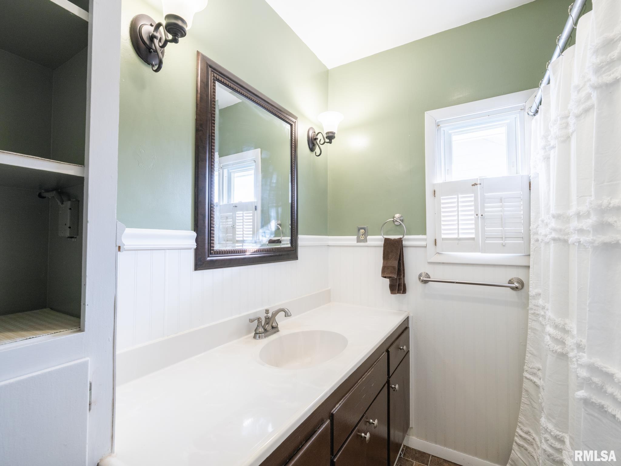 1111 South 6th Street Pekin, IL 61554 - Photo 27 of 53