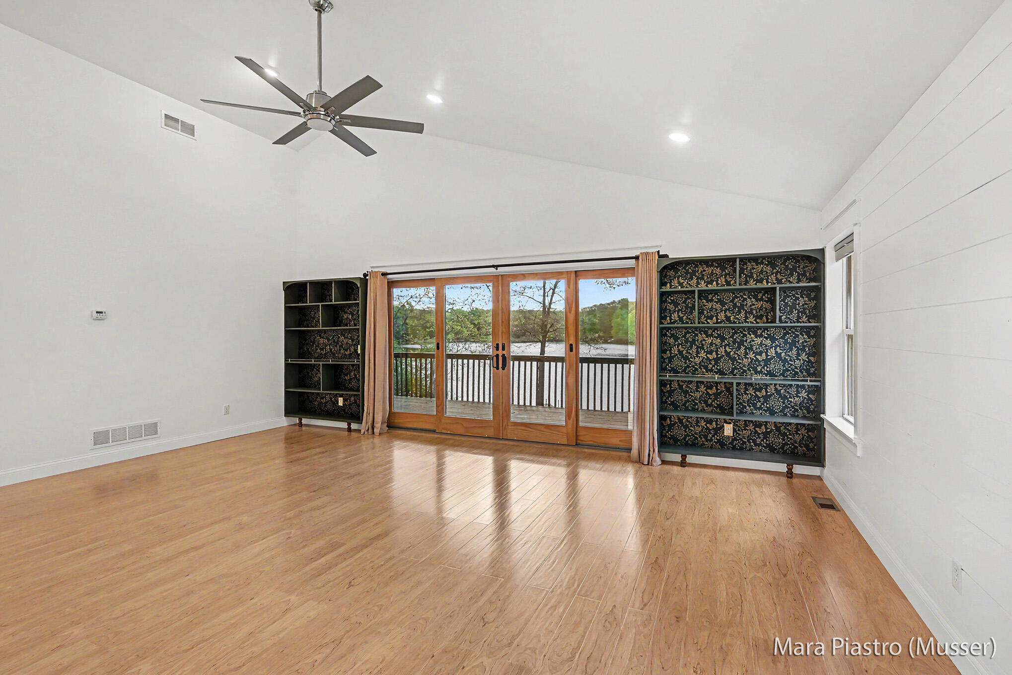 7873 Marsh Road Plainwell, MI 49080 - Photo 7 of 38 Living Room