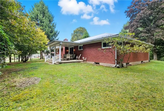 a view of outdoor space yard and patio