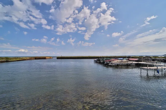 $134,900 | 10490 Highway 169, Unit 103, Garrison, MN 56450