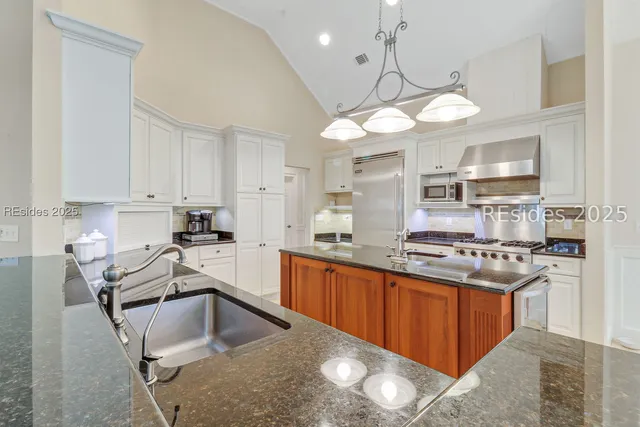 $1,150,000 | 263 Bamberg Drive, Bluffton, SC 29910