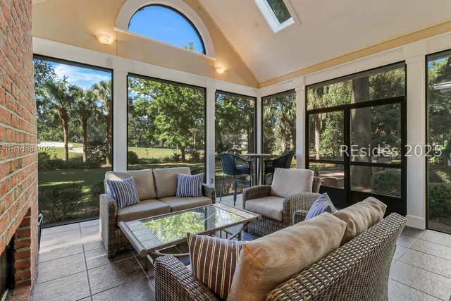 $1,150,000 | 263 Bamberg Drive, Bluffton, SC 29910