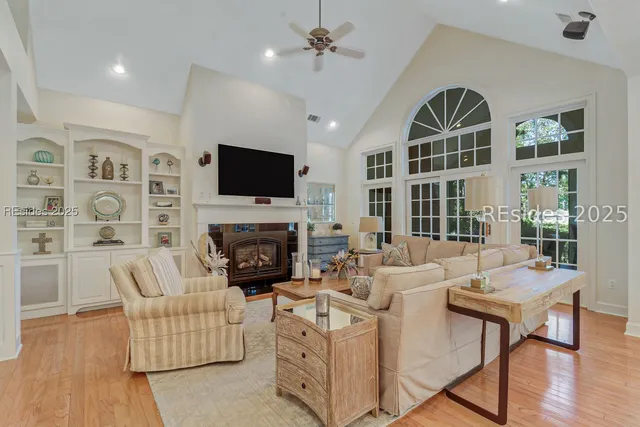 $1,150,000 | 263 Bamberg Drive, Bluffton, SC 29910