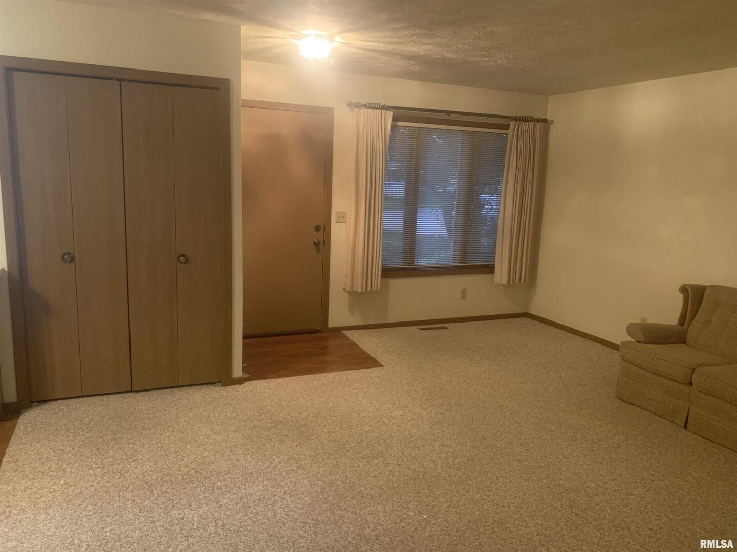 4237 26th Avenue, Unit 1 Moline, IL 61265 - Photo 15 of 35