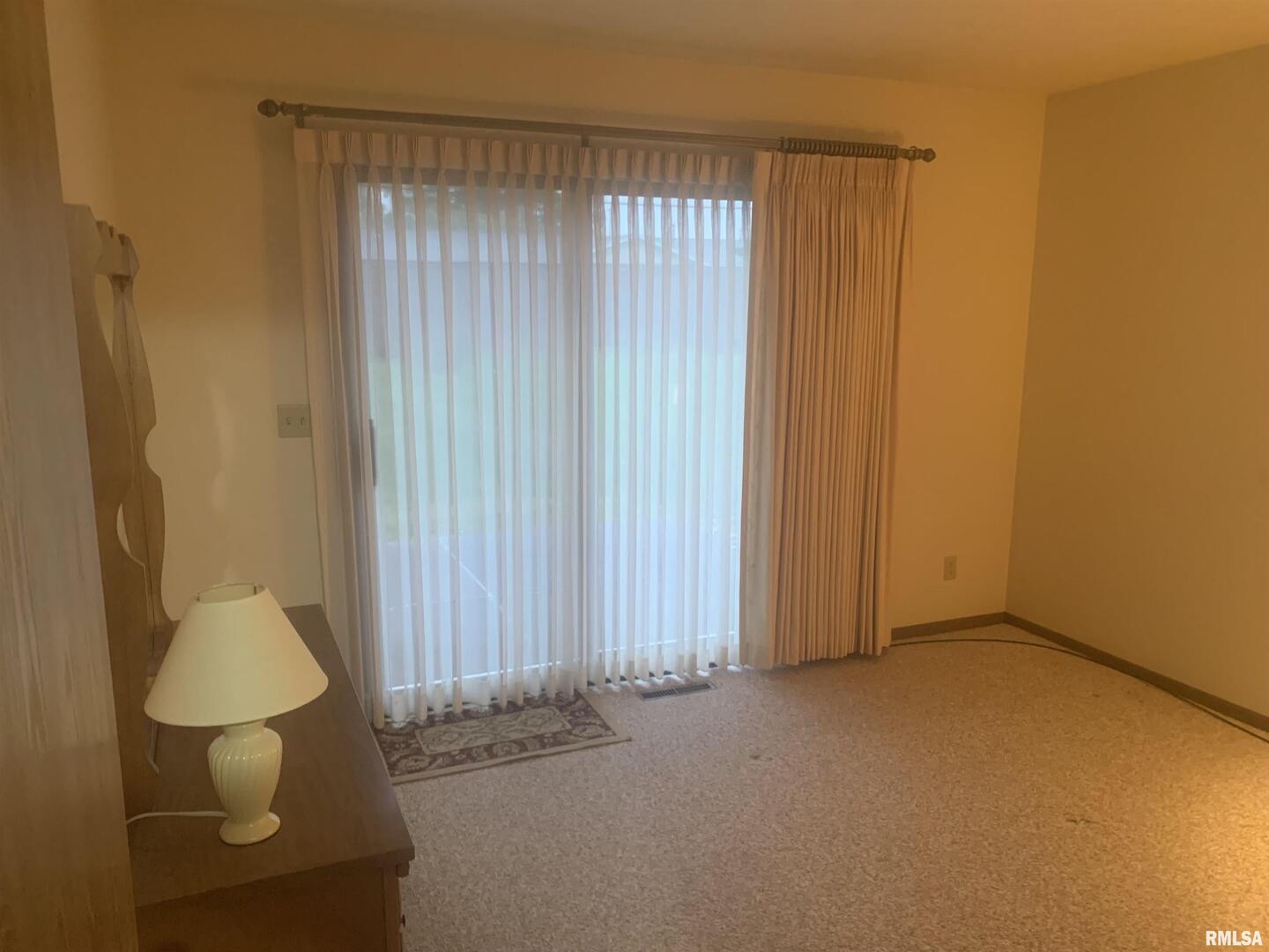 4237 26th Avenue, Unit 1 Moline, IL 61265 - Photo 29 of 35