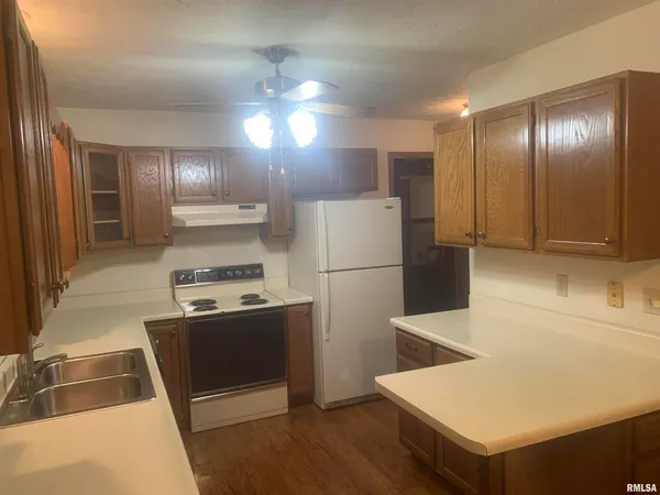 $175,000 | 4237 26th Avenue, Unit 1, Moline, IL 61265
