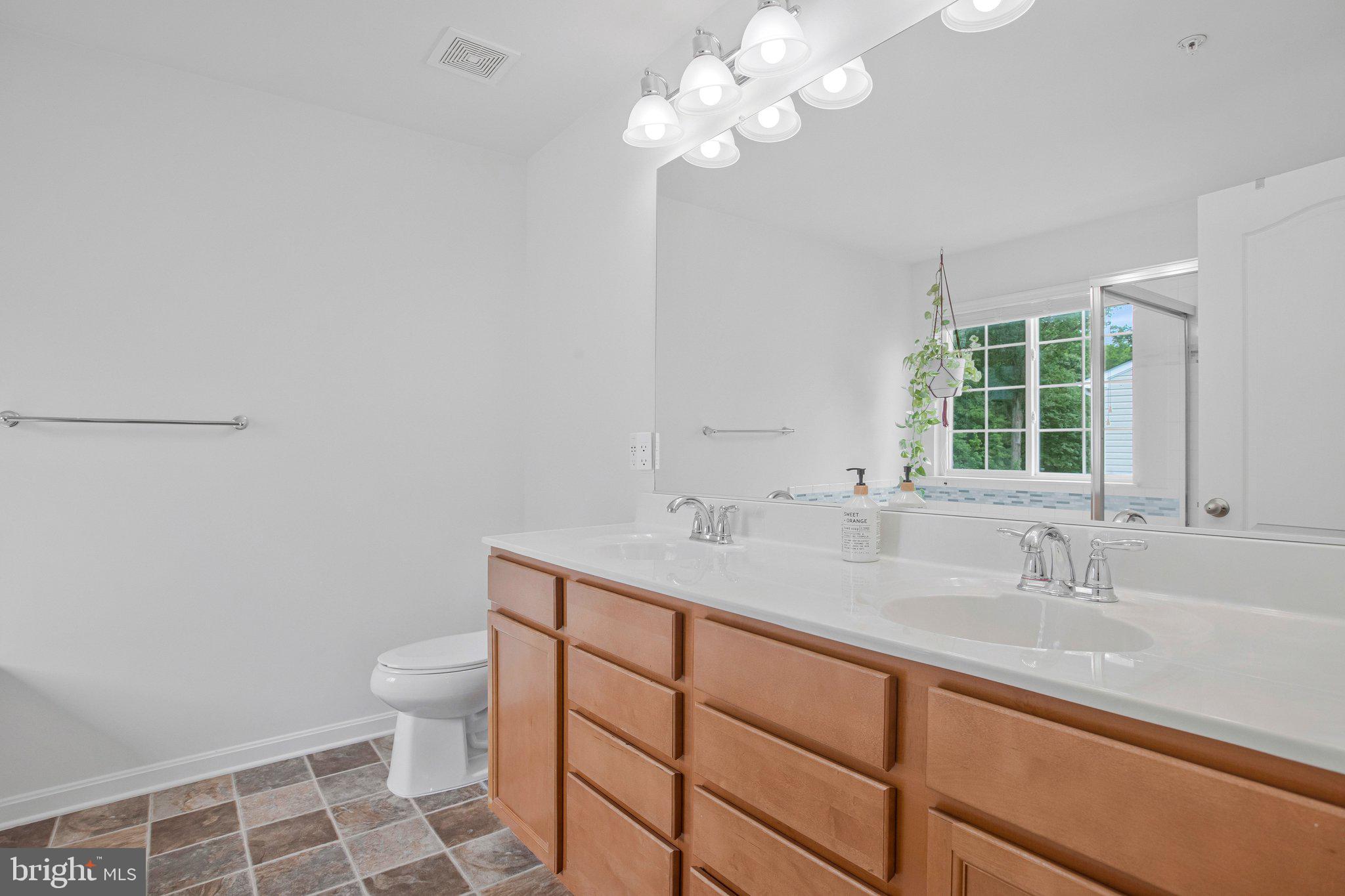 722 Daft Road Middle River, MD 21220 - Photo 11 of 24