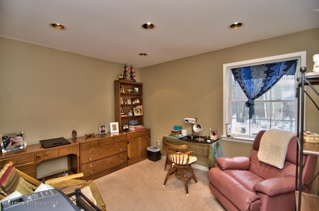 643 White Birch Road Clarks Summit, PA 18411 - Photo 33 of 44 Gallery Image 33