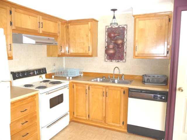12 Old Rte 26 South Paris, ME 04281 - Photo 4 of 32 Kitchen.