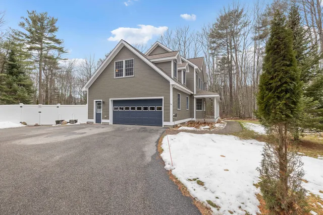 $849,000 | 14 Lawrence Lane, Kennebunk, ME 04043