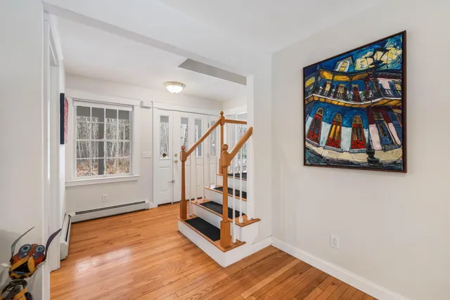 $849,000 | 14 Lawrence Lane, Kennebunk, ME 04043