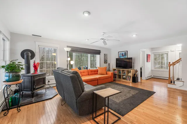 $849,000 | 14 Lawrence Lane, Kennebunk, ME 04043