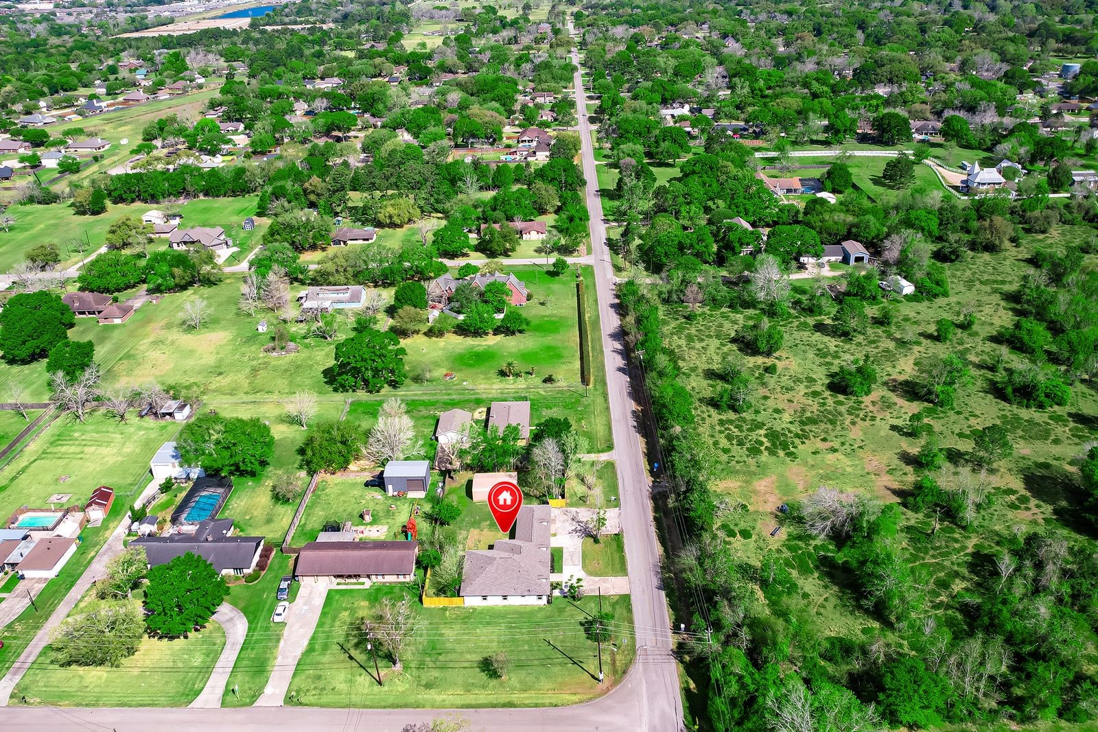 1214 Main Street Alvin, TX 77511 - Photo 8 of 37 Minutes from HWY 6 and TX-35