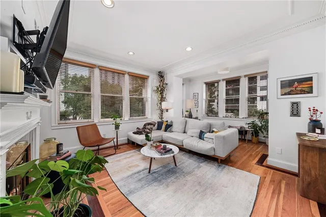 $425,000 | 1116 Piedmont Avenue Northeast, Unit 10, Atlanta, GA 30309