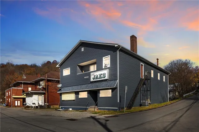 $195,000 | 199 Broadway Avenue, Lower Burrell, PA 15068