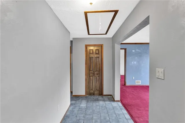 $195,000 | 199 Broadway Avenue, Lower Burrell, PA 15068