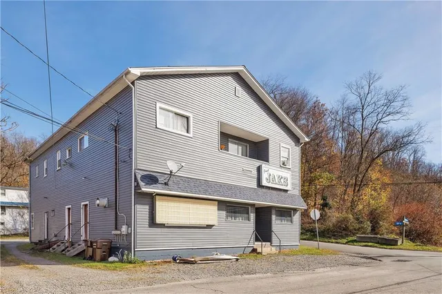 $195,000 | 199 Broadway Avenue, Lower Burrell, PA 15068