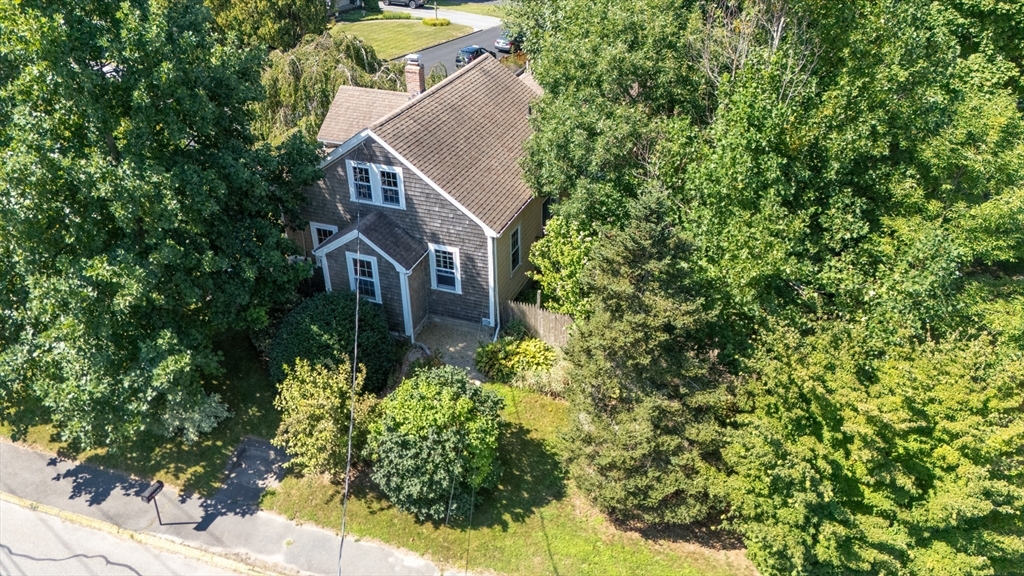 364 Alden Road Fairhaven, MA 02719 - Photo 3 of 42 Gallery Image 3