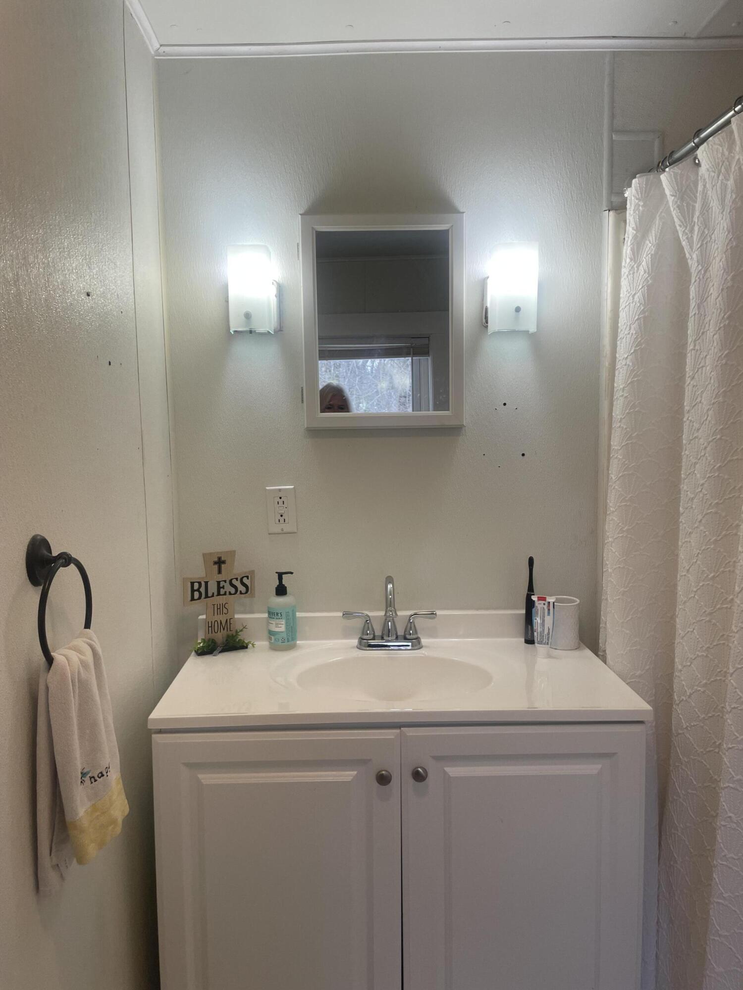 18 Plummer Street Lisbon, ME 04252 - Photo 11 of 24 IMG_7318