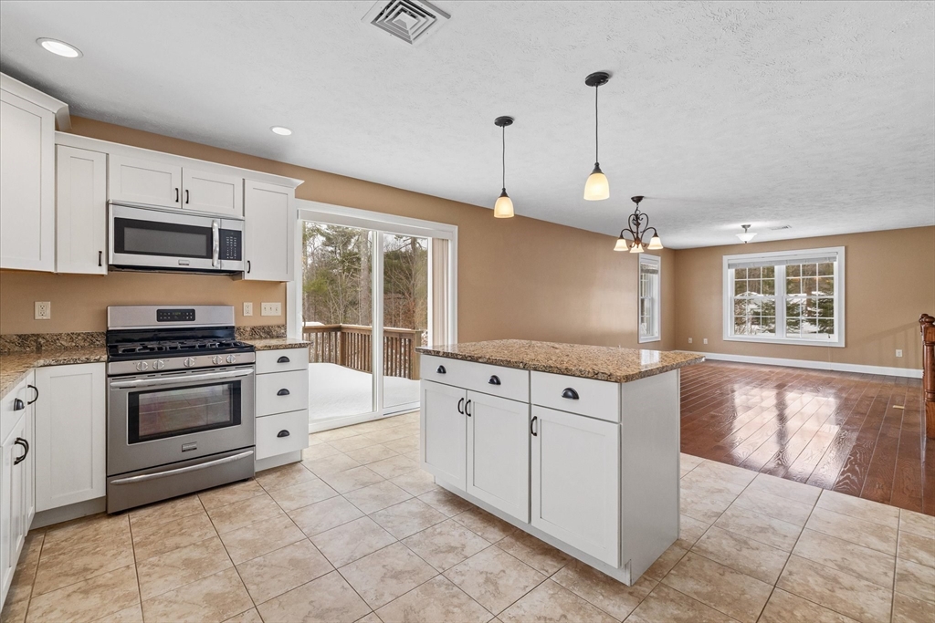 224 B Worcester Road, Unit B Westminster, MA 01473 - Photo 12 of 32