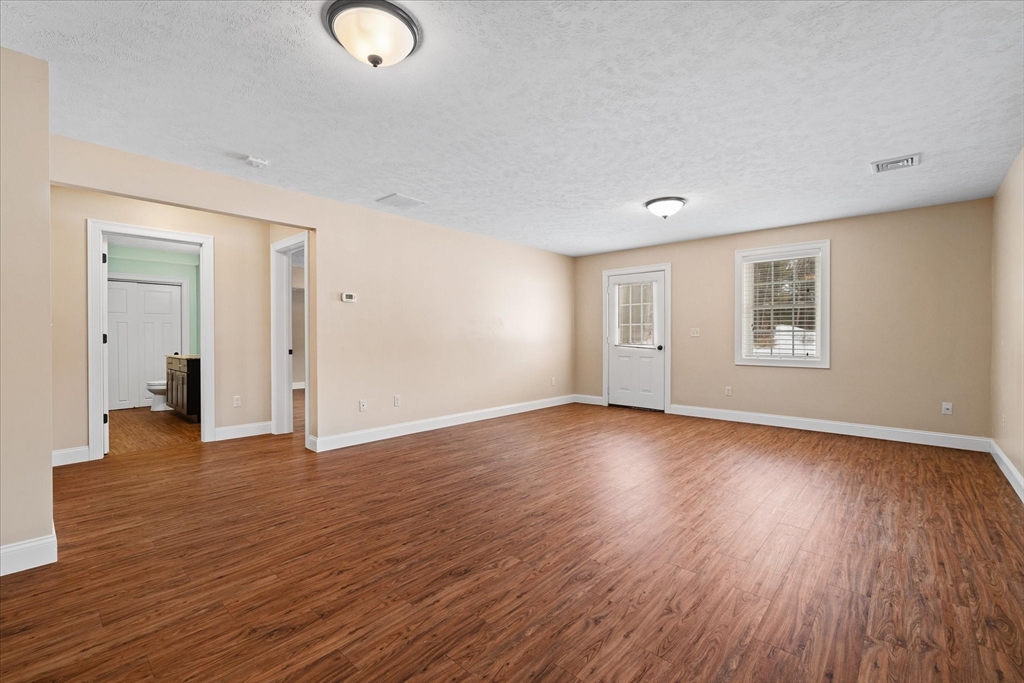 224 B Worcester Road, Unit B Westminster, MA 01473 - Photo 23 of 32