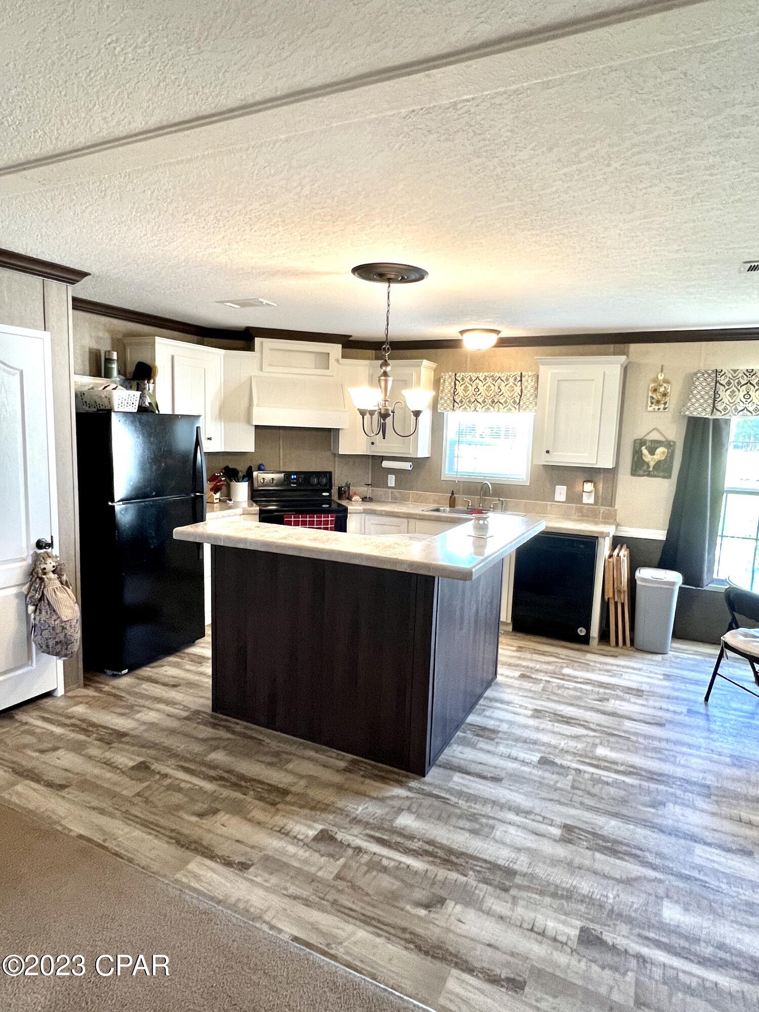 2762 Barber Road Cottondale, FL 32431 - Photo 12 of 26